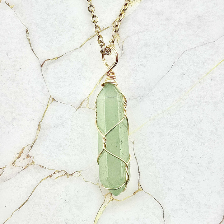 Collier "Colonne enlacée" en Pierres naturelles (6 variantes)