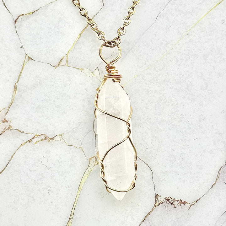 Collier "Colonne enlacée" en Pierres naturelles (6 variantes)
