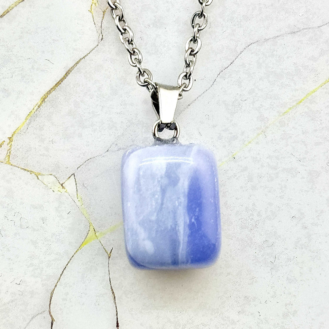 Collier "Cubique" en Pierres naturelles (13 variantes)