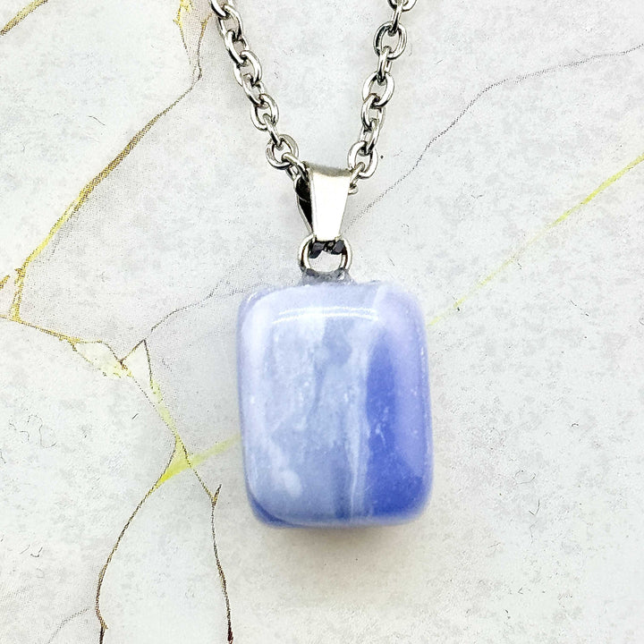 Collier "Cubique" en Pierres naturelles (13 variantes)