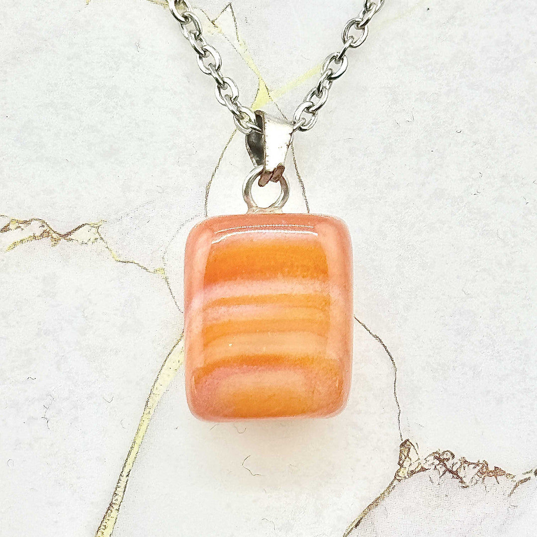 Collier "Cubique" en Pierres naturelles (13 variantes)