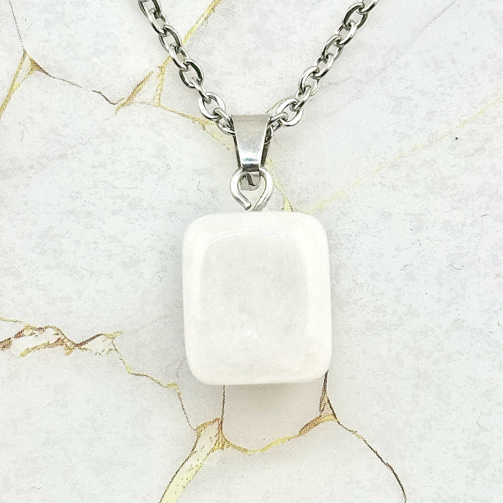 Collier "Cubique" en Pierres naturelles (13 variantes)