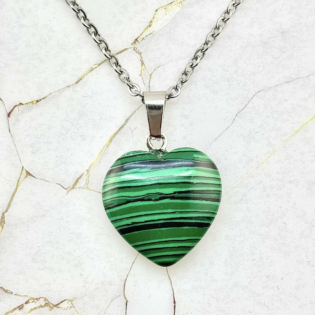 Collier "Cœur" en Pierres naturelles (24 variantes)