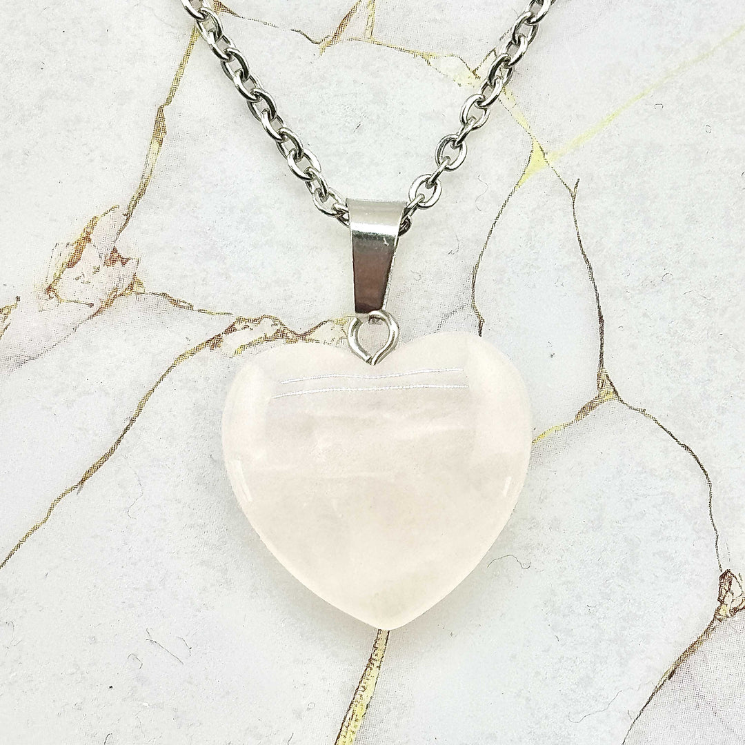 Collier "Cœur" en Pierres naturelles (24 variantes)