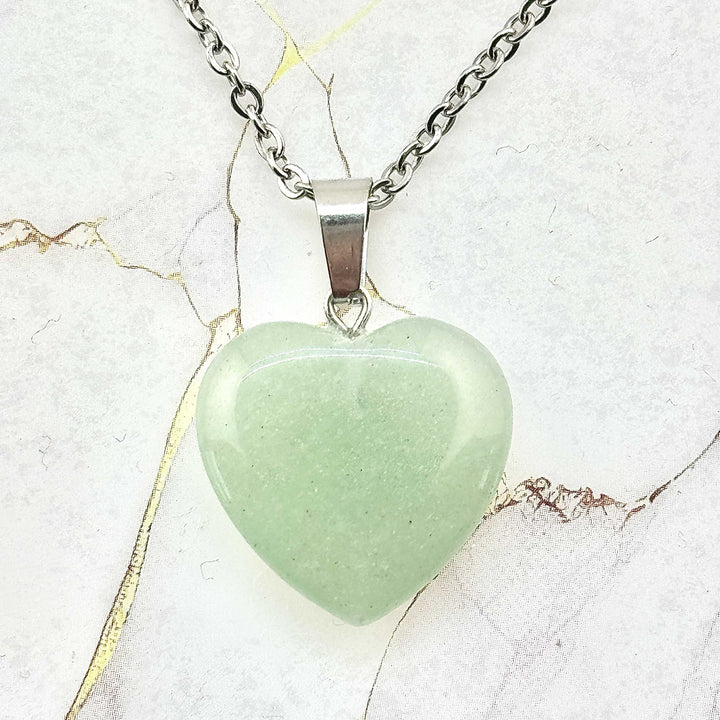 Collier "Cœur" en Pierres naturelles (24 variantes)