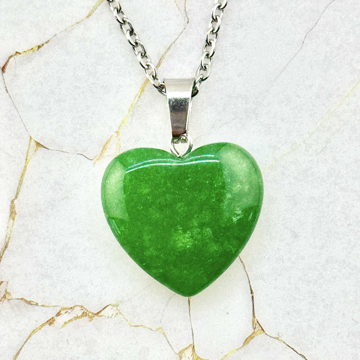 Collier "Cœur" en Pierres naturelles (24 variantes)