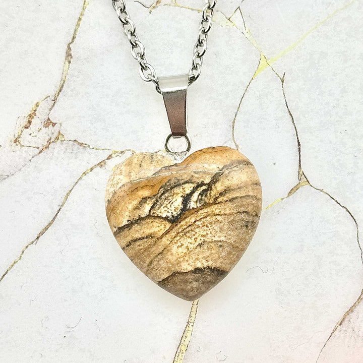 Collier "Cœur" en Pierres naturelles (24 variantes)