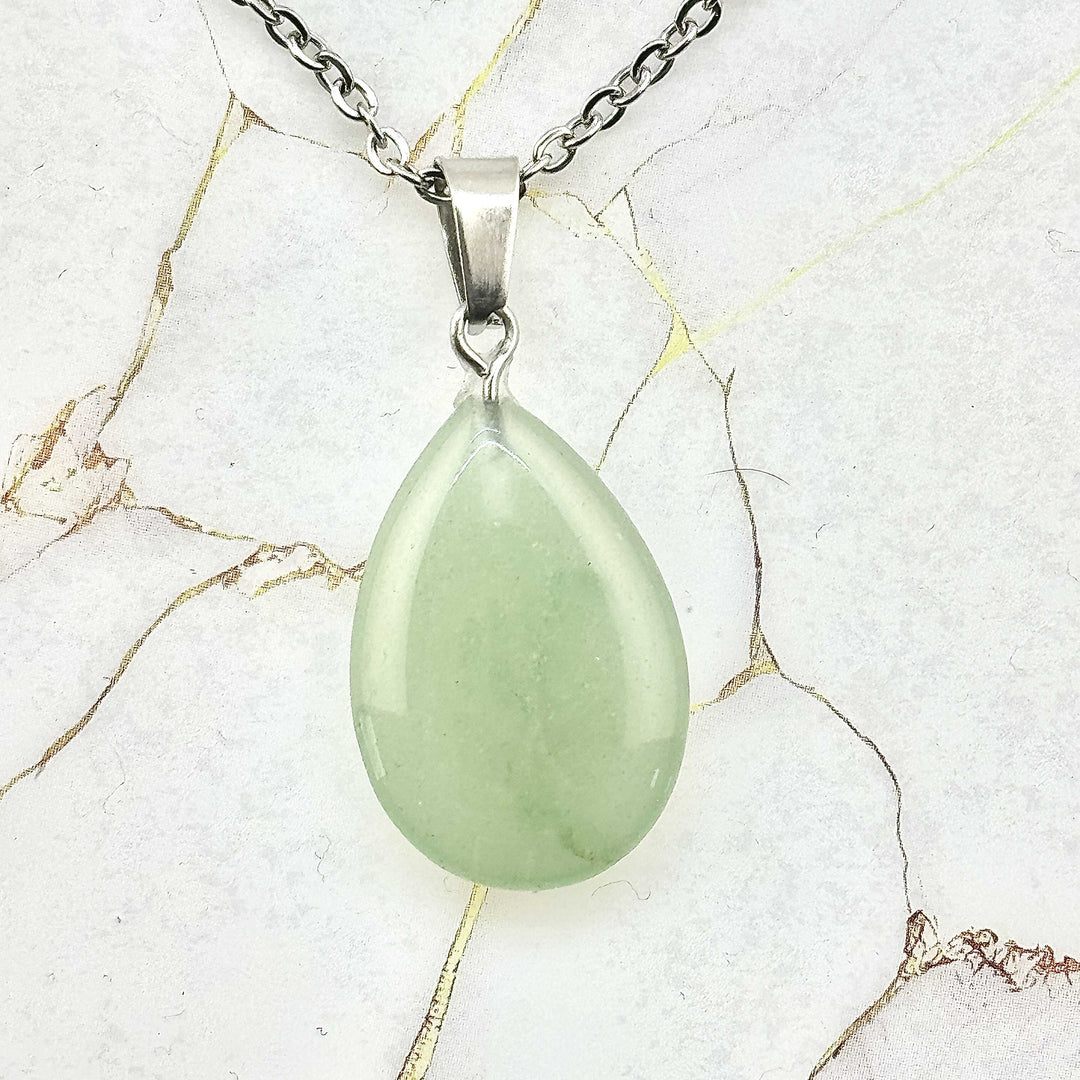 Collier "Gouttelette" en Pierres naturelles (17 variantes)