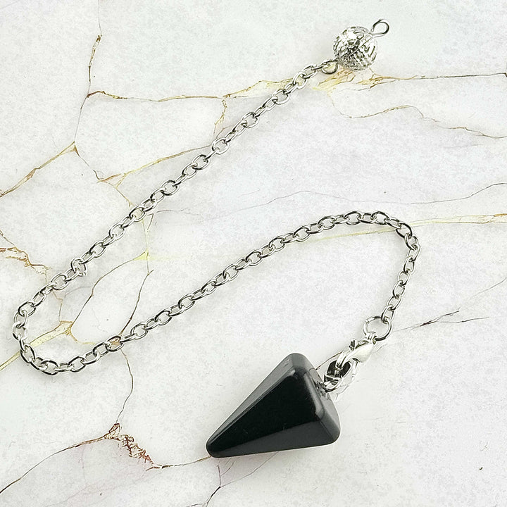 Pendule "Pyramide" en Pierres naturelles (7 variantes)