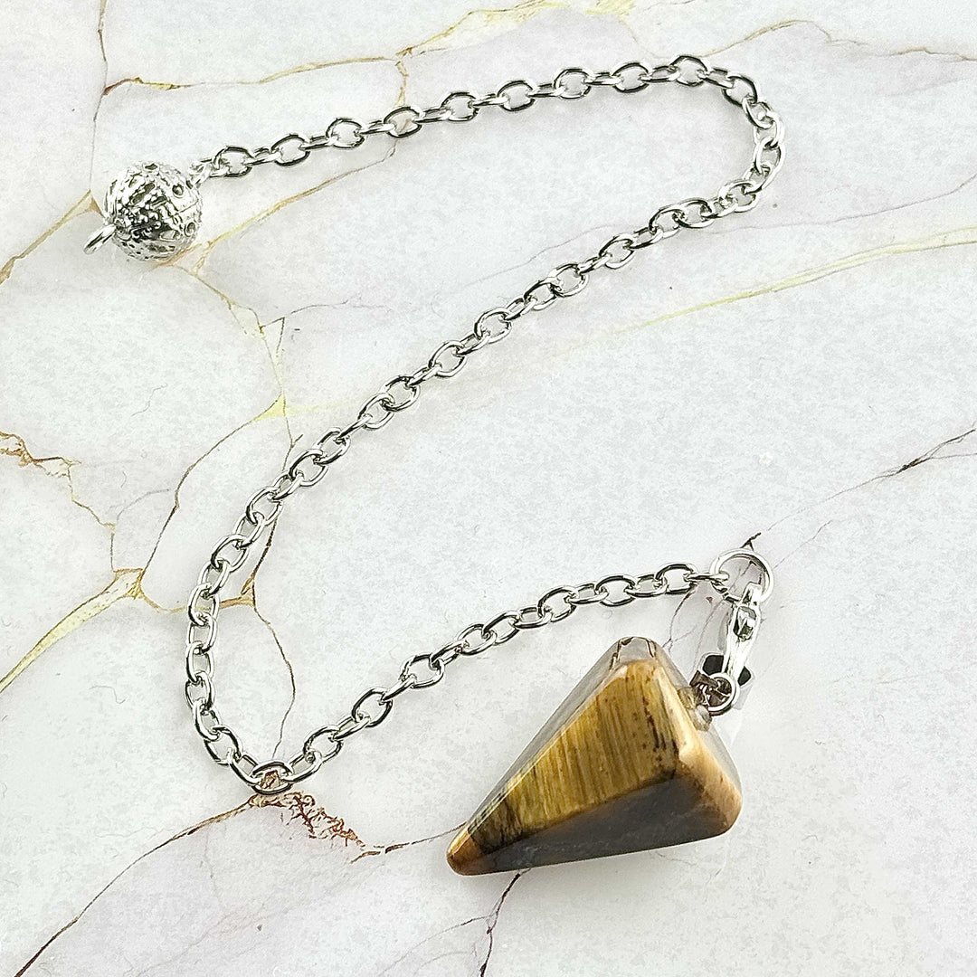 Pendule "Pyramide" en Pierres naturelles (7 variantes)